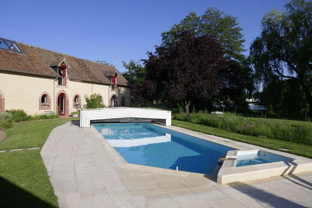 Le Clos Bener Yvre-l'Eveque Exterior photo